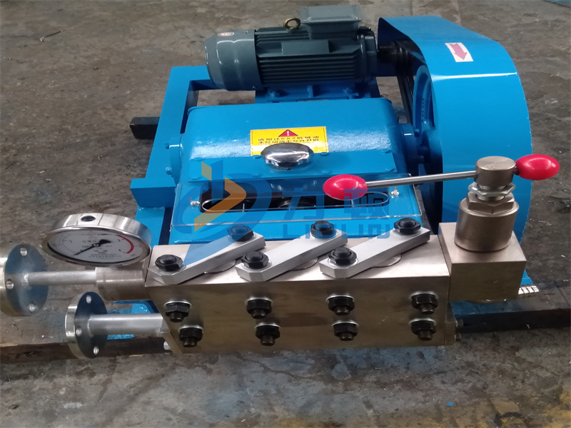 高压泵生产车间