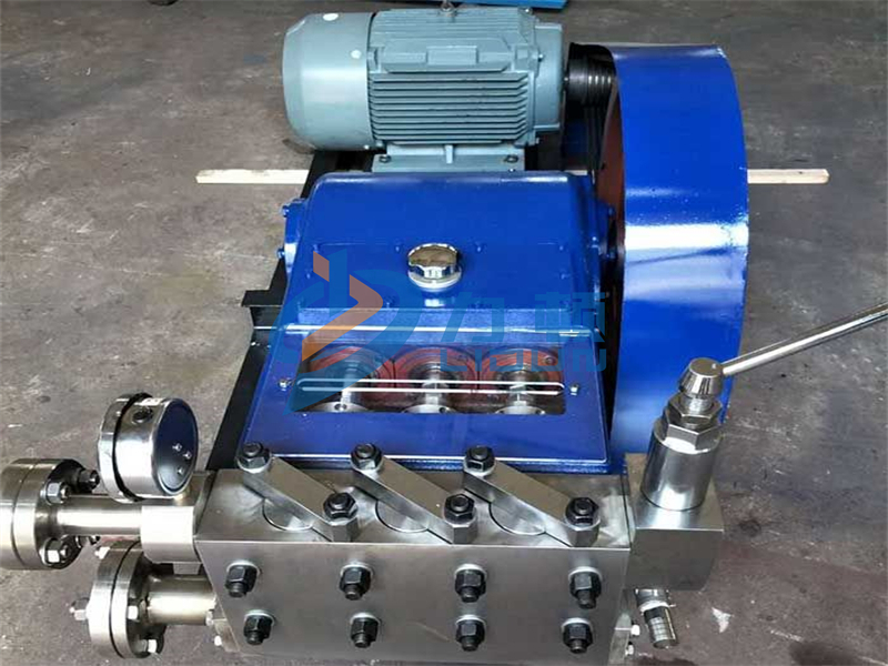 高压泵生产车间