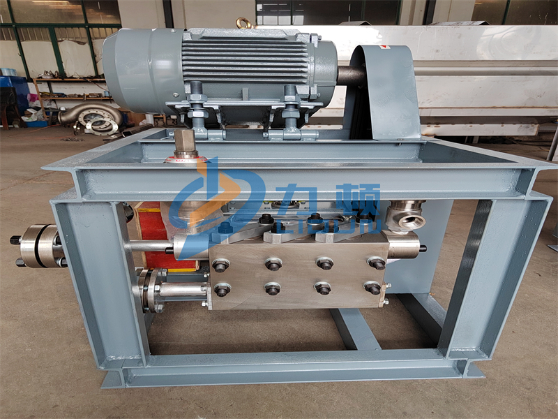 高压泵生产车间